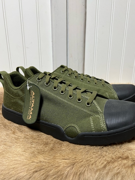 Altama Other - Altama Maritime Low Shoes 10.5 Wide NWT